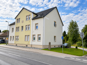 mehrfamilienhaus-grosspostwitz-nach-sanierung Mehrfamilienhaus in Großpostwitz bei Dresden Bautzen nach der Grundsanierung durch Meisterteam Zschorlich & Kühn